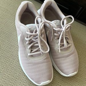 Womens Nike Sneakers